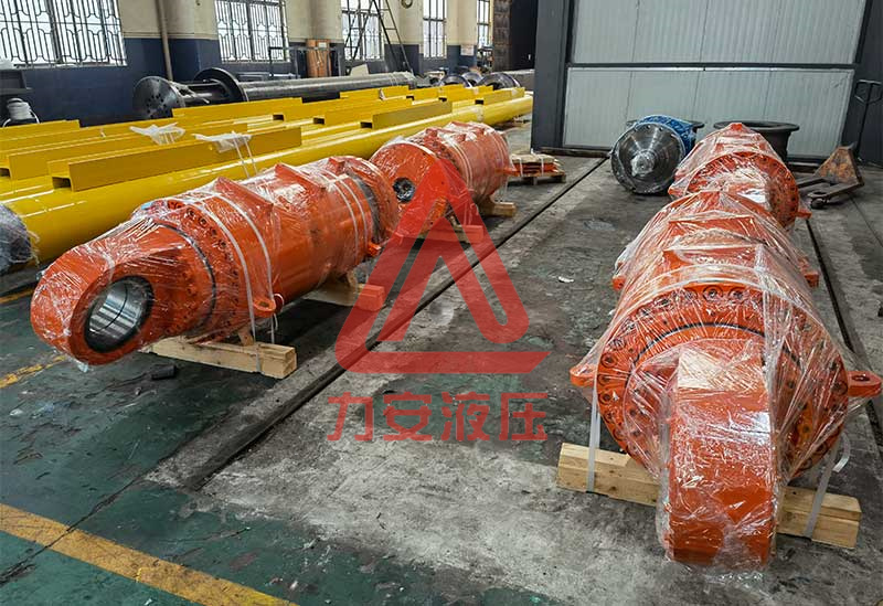 大型工業(yè)油缸